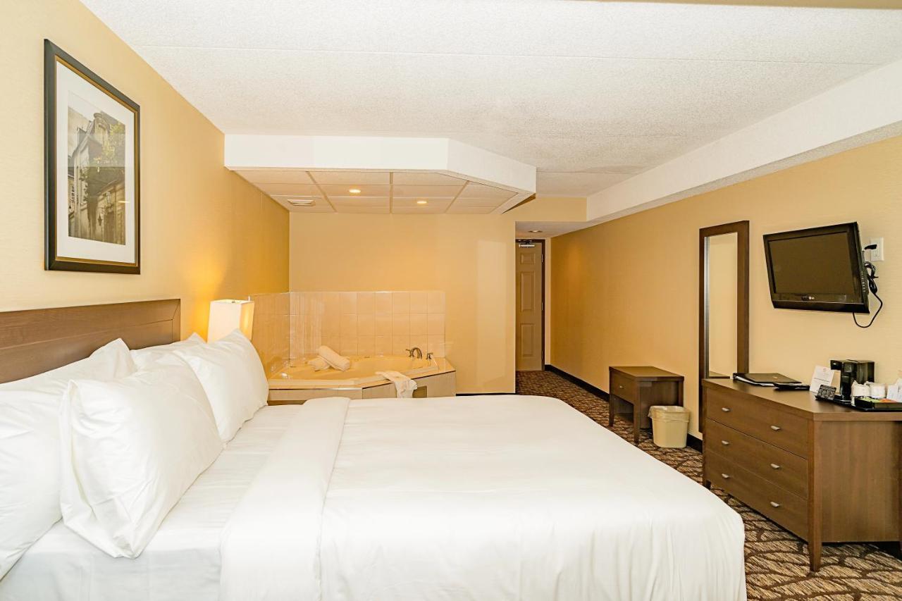 Days Inn By Wyndham Niagara Falls Lundys Lane Exterior foto